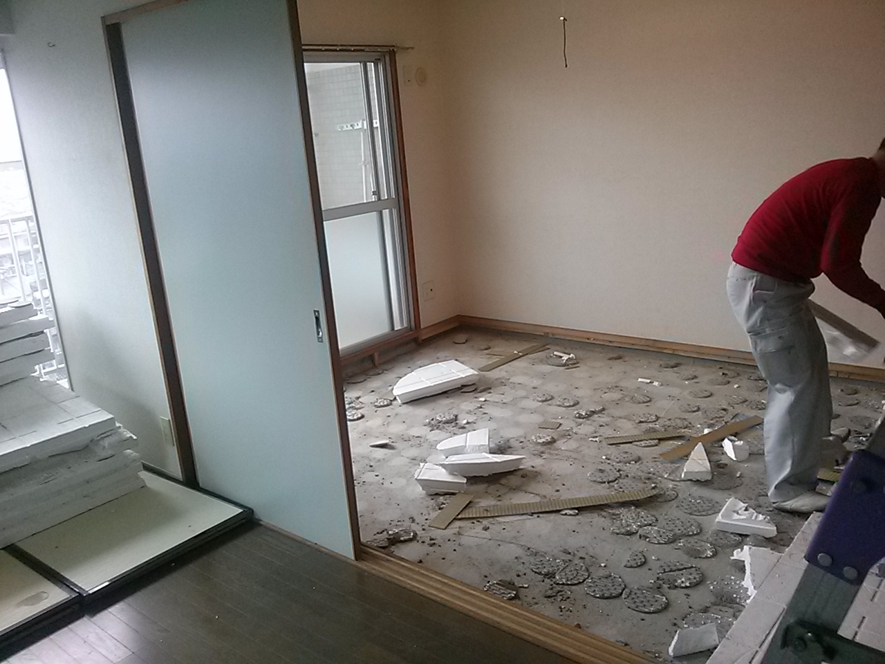 マンション内装工事 中間市 内装工事 福岡 北九州市のクロス 床貼替内装工事